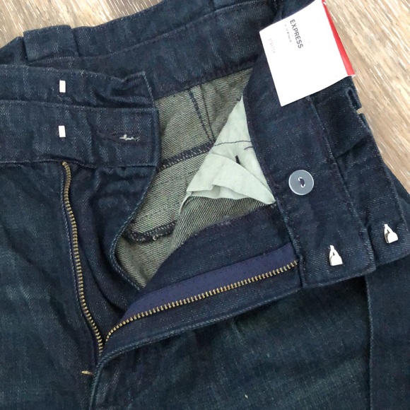 Express Super High Rise Shorts - Picture 4 of 5